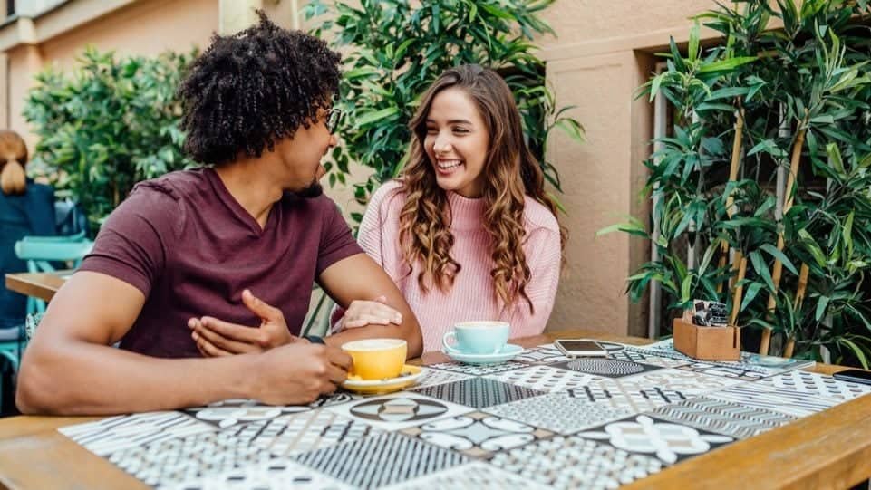 8-drinks-to-have-before-intimacy-for-better-connection